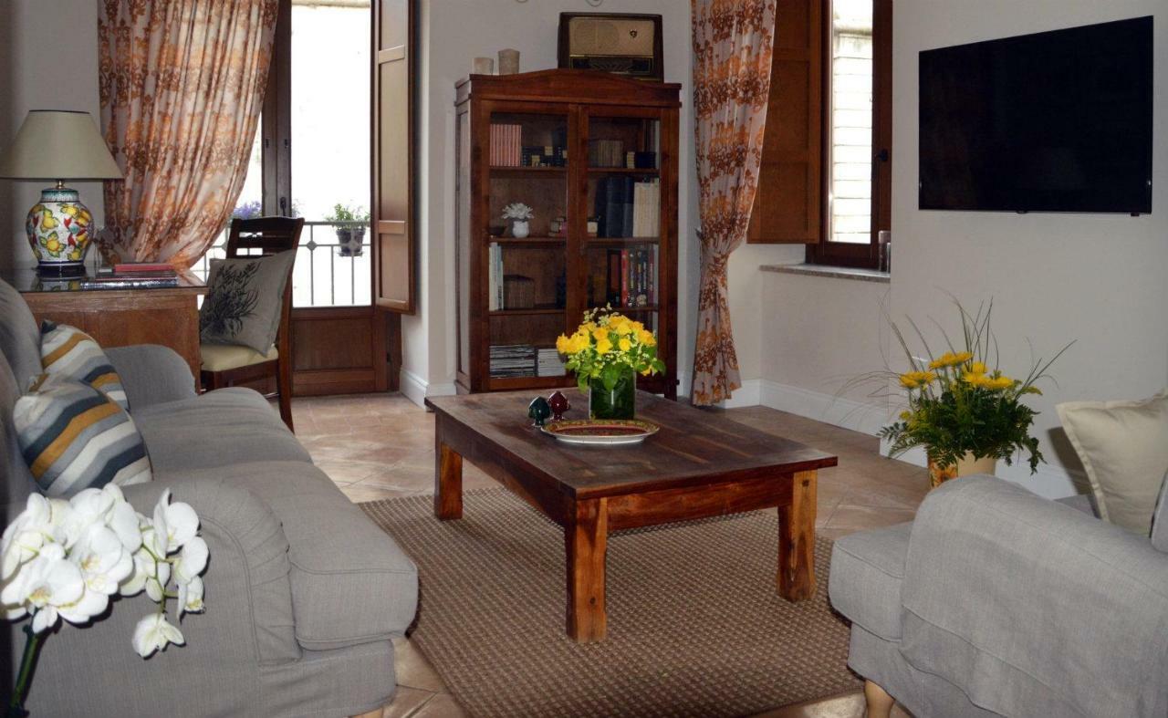 Donna Chiara Bed & Breakfast Nusco Bagian luar foto